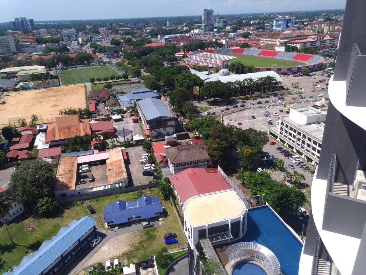 Golden Troika Kota Bharu - 2 Bedrooms מראה חיצוני תמונה