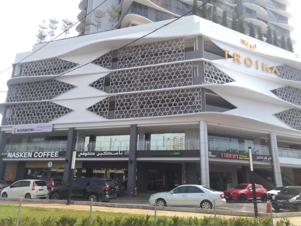 Golden Troika Kota Bharu - 2 Bedrooms מראה חיצוני תמונה