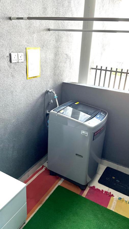 Golden Troika Kota Bharu - 2 Bedrooms מראה חיצוני תמונה